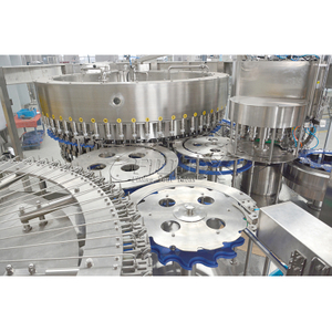 Máquina automática de llenado de agua de botella pequeña de agua de soda de alta velocidad 0.2-2L